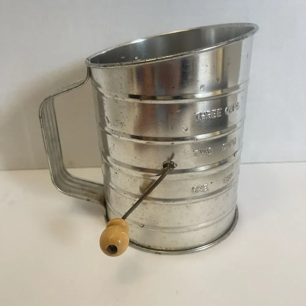 Vintage Aluminum Flour Sifter 3 Cup Wooden Handle Spinning